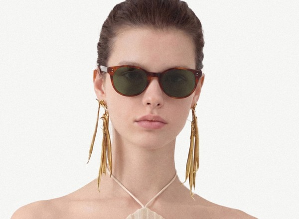 Front view of a pair of eyeglasses called the Londoner in Havana