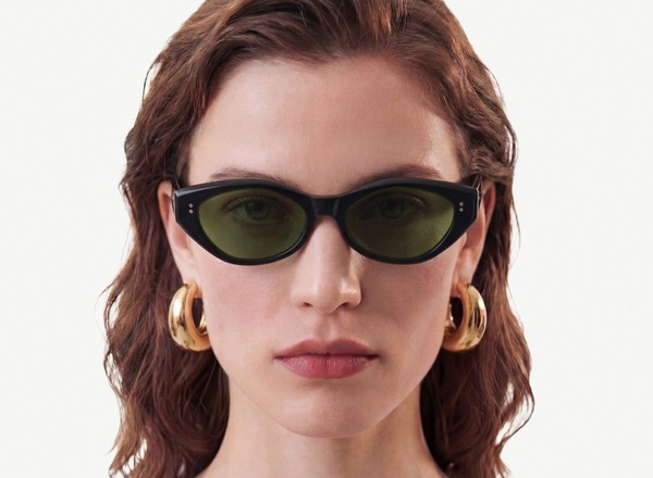 Front view of a pair of eyeglasses called the Luna in Black